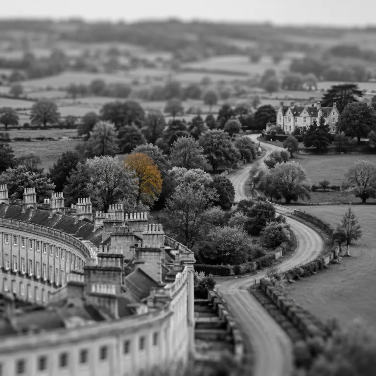 Planning a refined Jane Austen trip through England from your London hotel